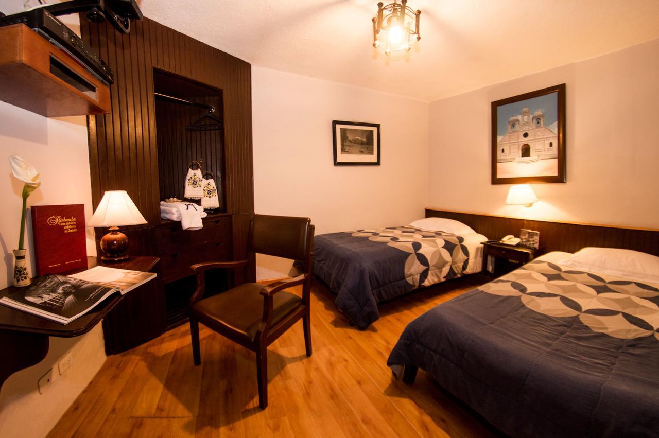 Hotel Montecarlo Riobamba Zewnętrze zdjęcie